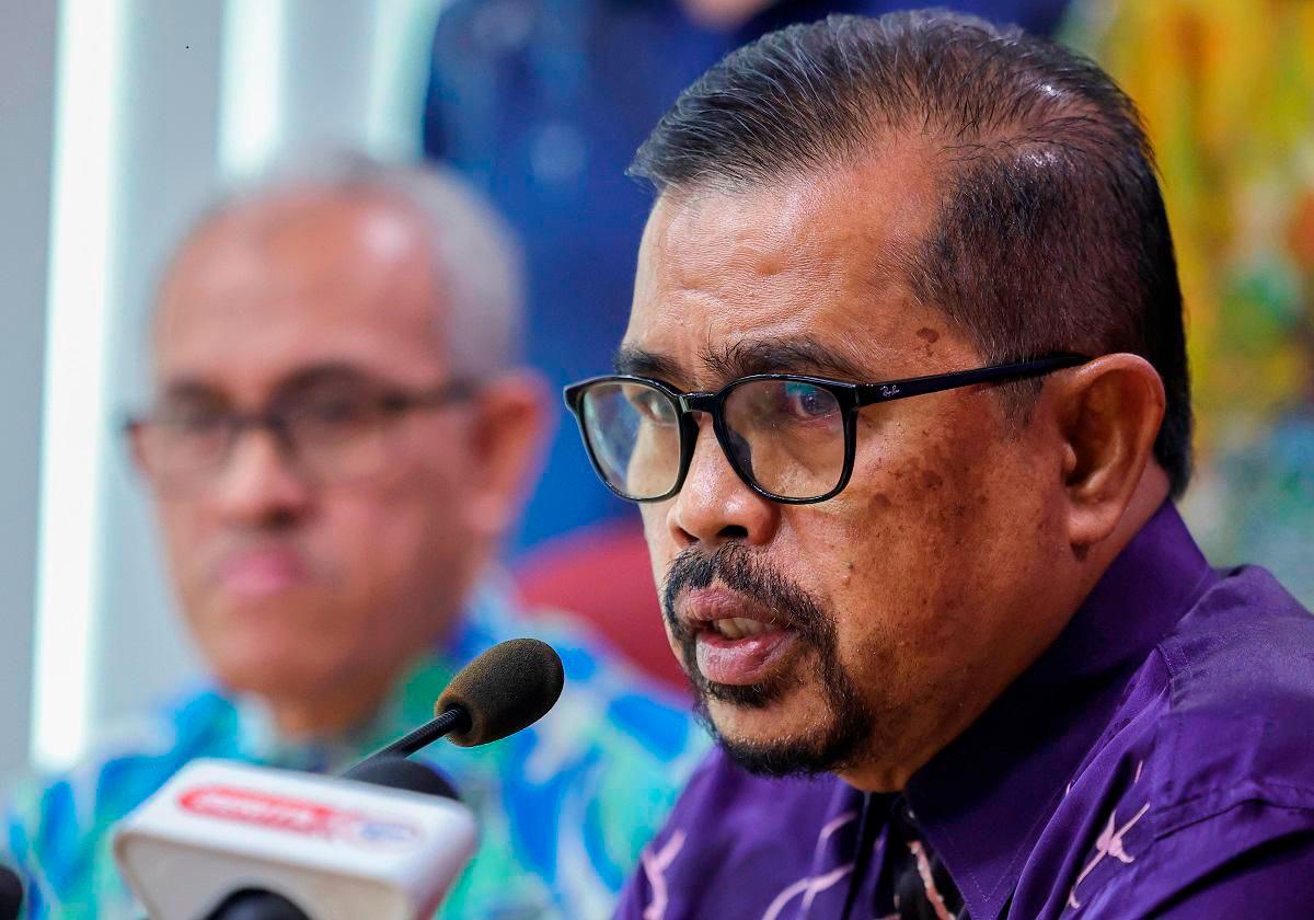 Datuk Dr Adnan Mat - BERNAMA