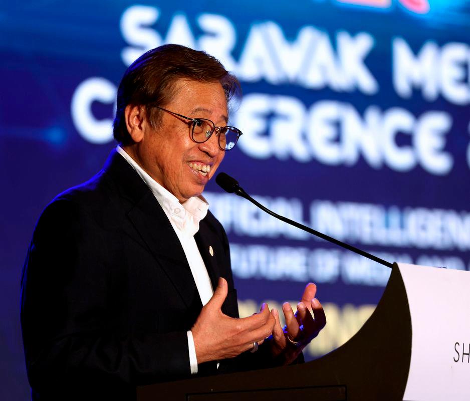 Premier Sarawak Tan Sri Abang Johari Tun Openg - FotoBernama