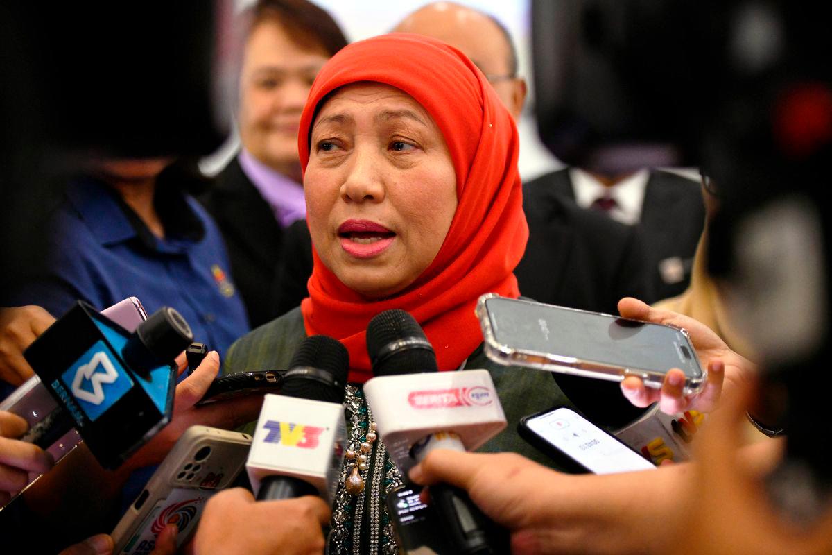 Menteri Datuk Seri Nancy Shukri - BERNAMA