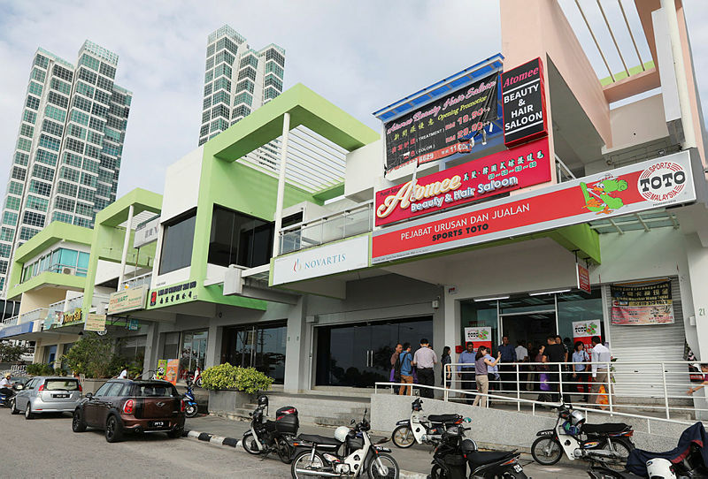 RM30m ang pow for two who hit Toto jackpots