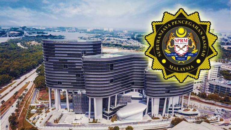 Three state legal officers in Penang remanded for corruption proble