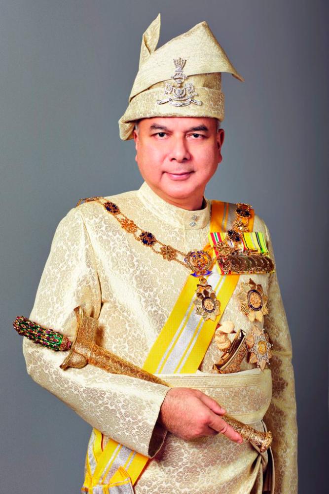 Sultan Nazrin calls on leaders to show good example in complying with MCO