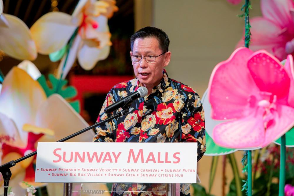 Chan speaks during the official launch of the “Bunga Bunga Raya” campaign. SUNPIX by AMIRUL SYAFIQ