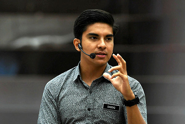 Youth and Sports Minister Syed Saddiq Syed Abdul Rahman attended a “town hall” session together with students, associations and state youth motivators at the Universiti Sultan Zainal Abidin, Kuala Nerus on Feb 17, 2019. — Bernama