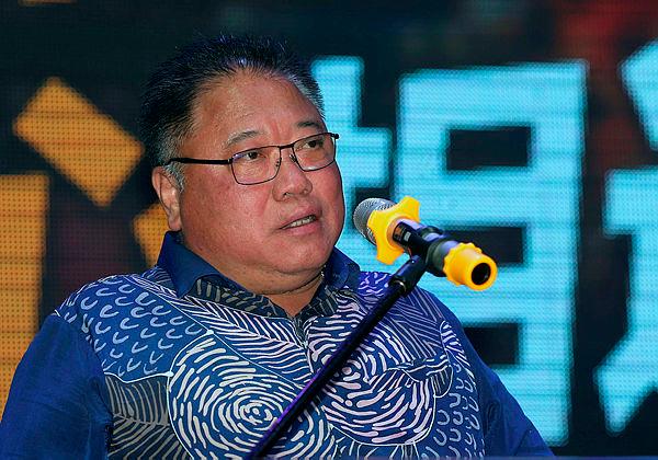 Datuk Seri Tiong King Sing–Bernamapix