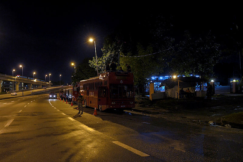 The situation outside the temple in this photo taken last night. — Bernama