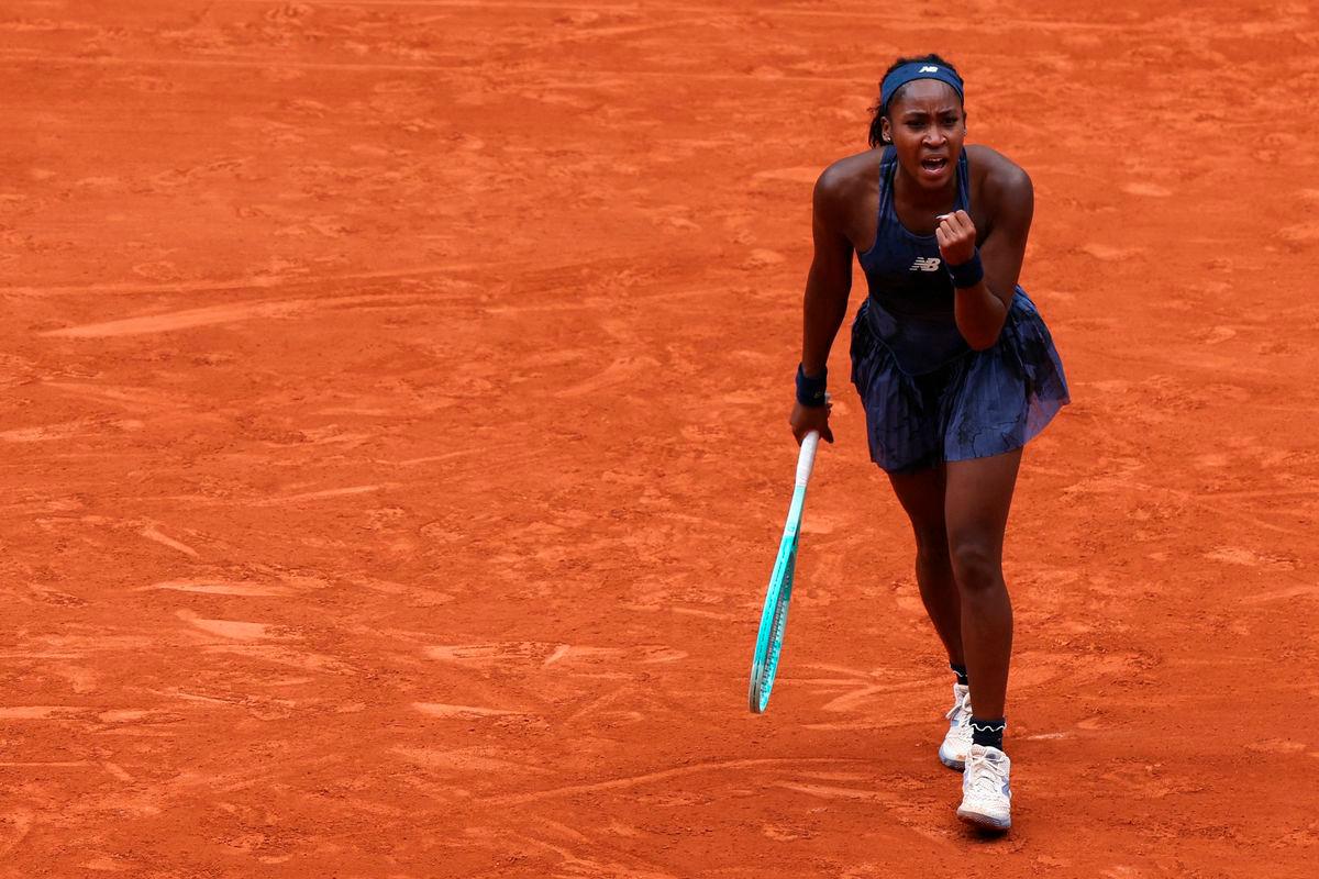 US Coco Gauff celebrates after winning against Russia’s Ekaterina Alexandrova at the end of their women’s singles match on day 9 of the French Open tennis tournament on Court Philippe-Chatrier at the Roland-Garros Complex in Paris on June 2, 2025. (Photo by Alain JOCARD / AFP)