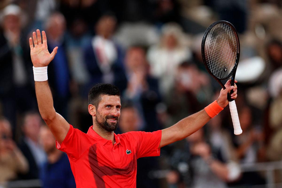 Serbia's Novak Djokovic celebrates after winning his men's singles match against US Mackenzie Mcdonald on day 3 of the French Open tennis tournament on Court Philippe-Chatrier at the Roland-Garros Complex in Paris. AFPpix
