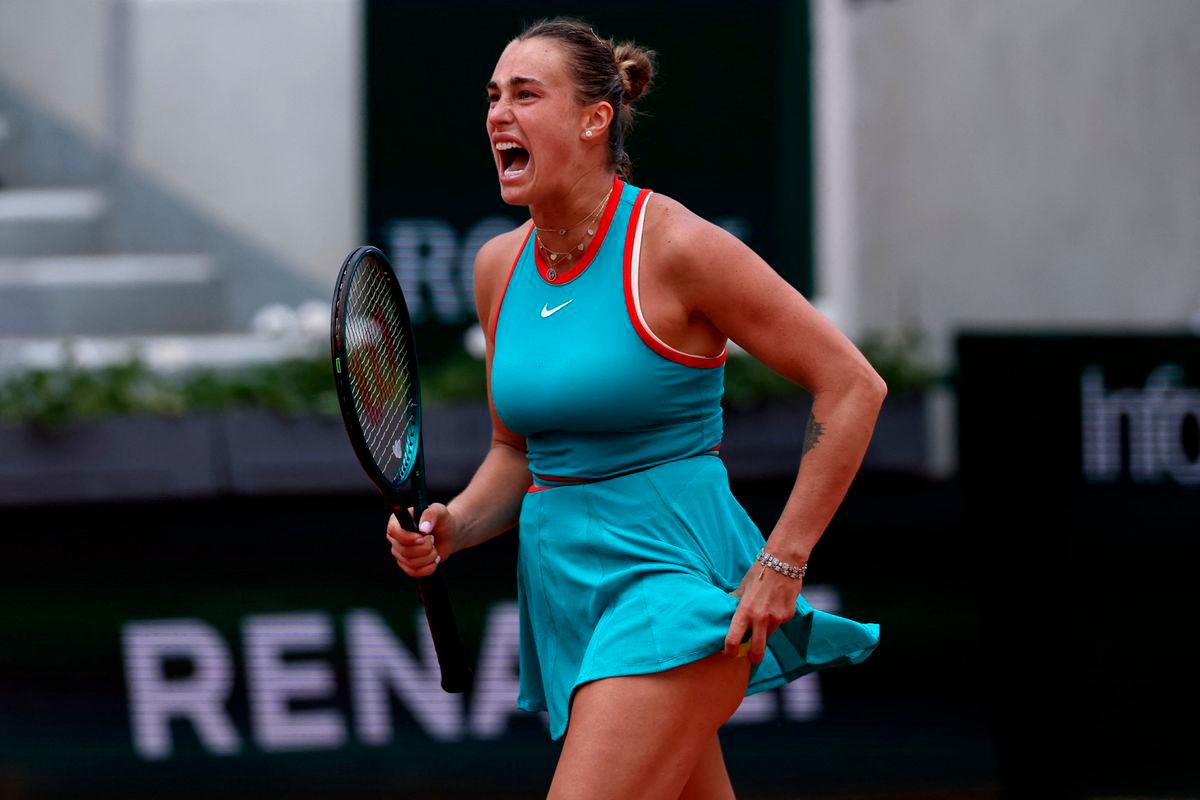 Belarus’ Aryna Sabalenka reacts during her women’s singles match against US Amanda Anisimova on day 8 of the French Open tennis tournament on Court Suzanne-Lenglen at the Roland-Garros Complex in Paris on June 1, 2025. AFPpix