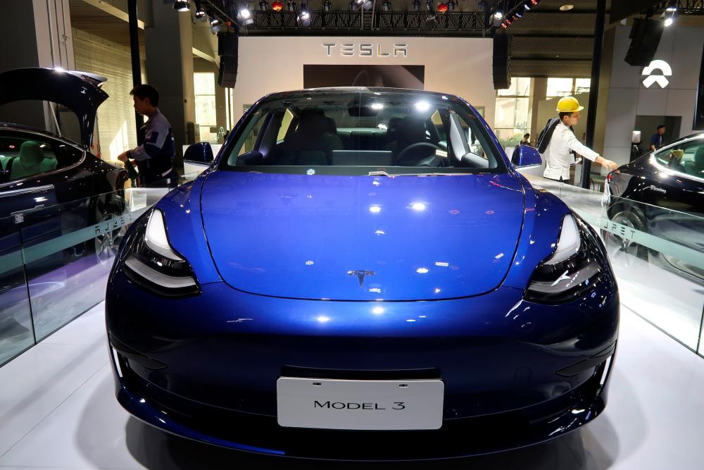 Panasonic has no plans for Tesla battery plant in China -CEO