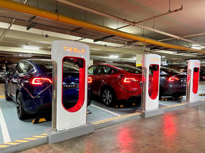 Malaysia’s First Tesla Supercharging Station Now Open! $!Malaysia’s First Tesla Supercharging Station Now Open!