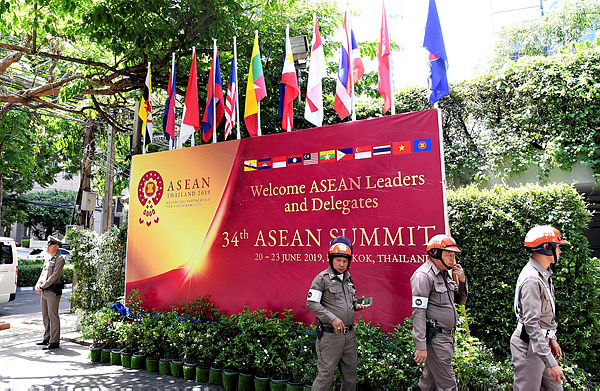 Filepix taken on June 20 shows security guards preparing to welcome the heads of states and guests of the 34th Association of Southeast Asian Nations (ASEAN) Summit in Bangkok.