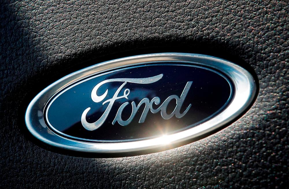 Ford shares bounce on robust results, dividend boost
