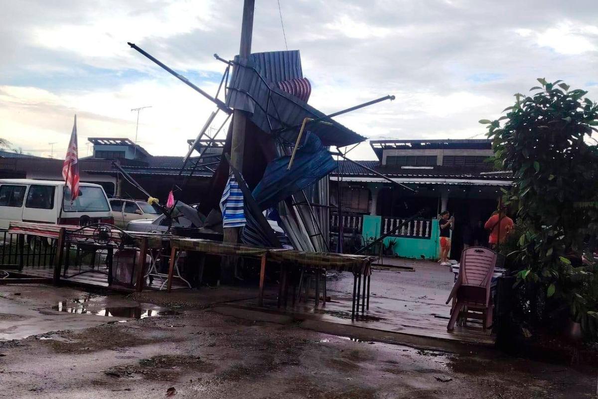 Kredit: Ubijaga News - Batu Pahat / Facebook