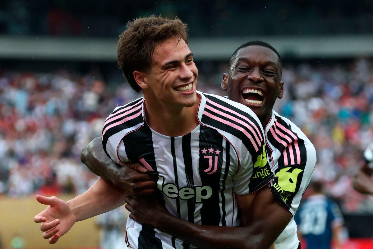 Juventus’ Turkish midfielder 10 Kenan Yildiz (L) is congratulated by Juventus’ French forward 20 Randal Kolo Muani after scoring his team’s third goal during the FIFA Club World Cup 2025 Group G football match between Italy’s Juventus and Morocco’s Wydad AC at the Lincoln Financial Field stadium in Philadelphia on June 22, 2025 - AFPpix