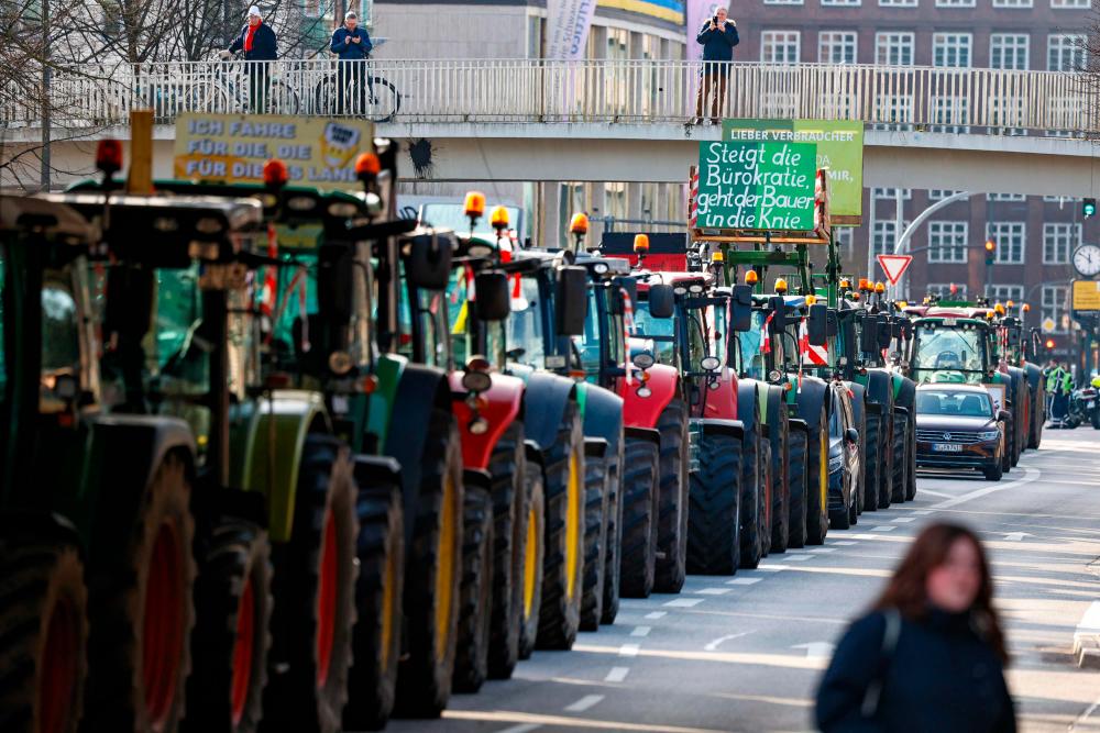 Protesting farmers block streets in central Hamburg, on January 29, 2024/AFPPix