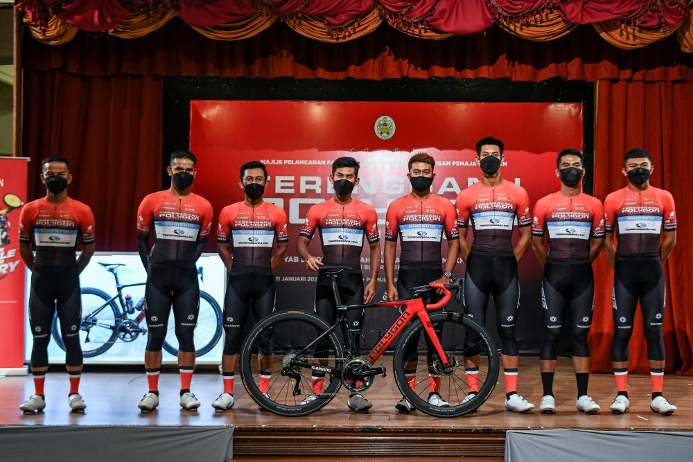 KUALA TERENGGANU, Jan 12 - The Terengganu Cycling Team (TSG) riders launching ceremony and introduced the riders and sponsors of TSG 2022 here last night. BERNAMApix