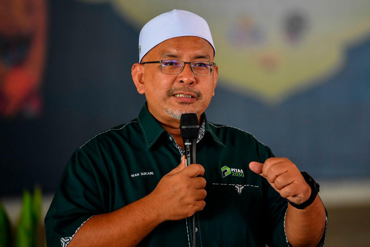 Terengganu Local Government, Housing and Health Committee chairman Datuk Wan Sukairi Wan Abdullah - Photo by BERNAMA