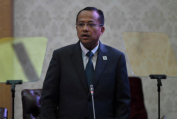 Terengganu Mentri Besar Dr Ahmad Samsuri Mokhtar. — Bernama