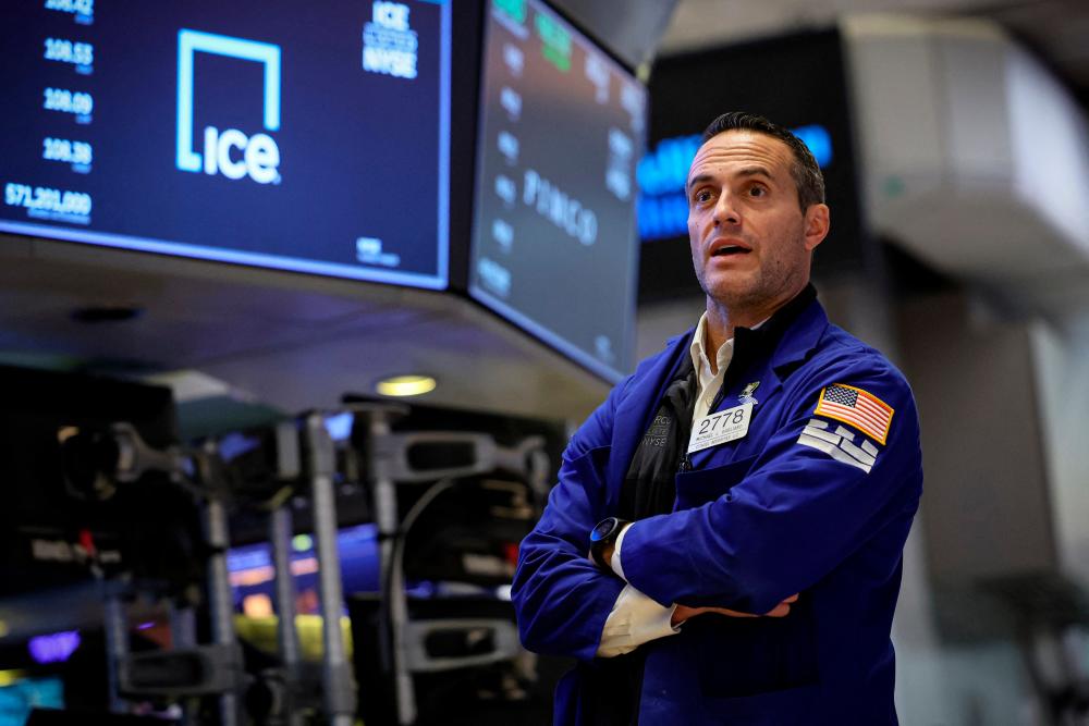 Traders working on the floor of the New York Stock Exchange on Tuesday, Sept 26. – Reuterspic