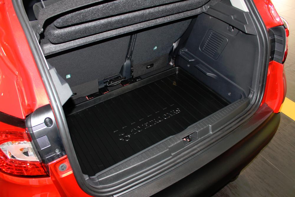 Boot tray. $!Boot tray.