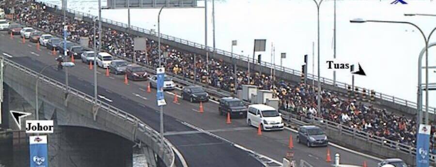 Facebook pix courtesy of Border Crossing Traffic - Tuas Second Link and Woodlands Causeway.