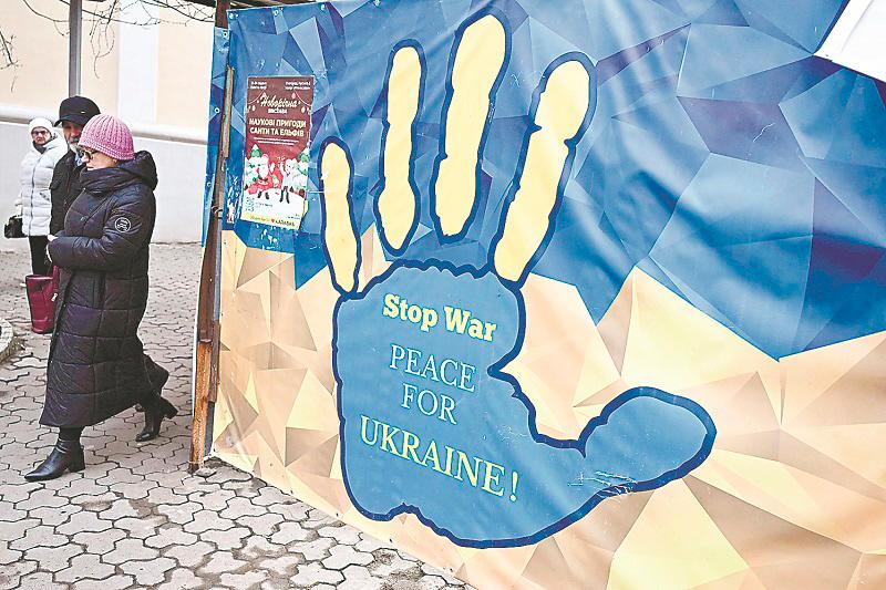Although details of the agreement are still being negotiated - for now, it is simply a truce pause - it will likely end with Russia retaining the Crimean region, which was the territorial flashpoint for the beginning of the war. – AFPpix