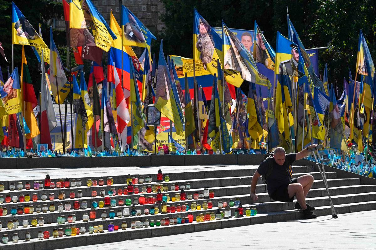 For representational purposes only: A wounded Ukrainian serviceman is seen at a makeshift memorial for fallen Ukrainian and foreign soldiers on Independence Square in Kyiv on September 13, 2025, amid Russian invasion in Ukraine. (Photo by Sergei SUPINSKY / AFP)