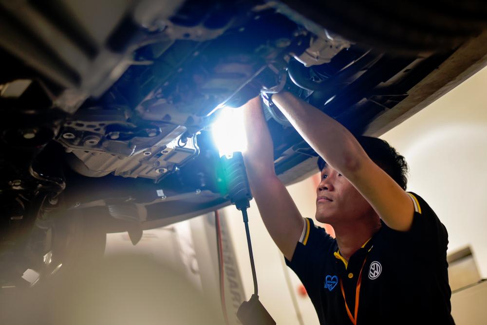 $!Undercarriage inspection.