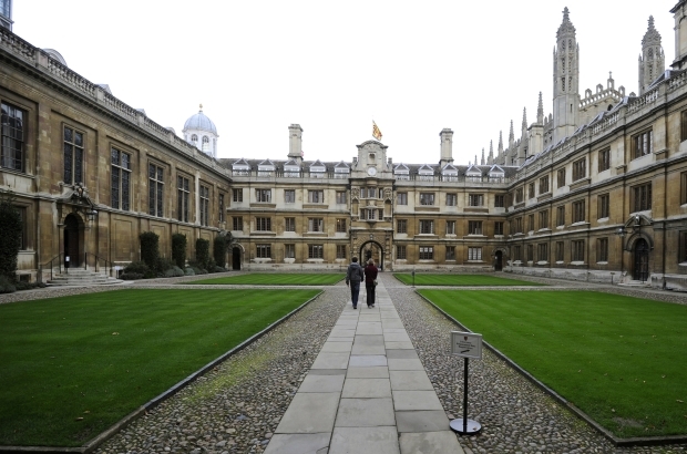 UK historian quits Cambridge over slavery claim