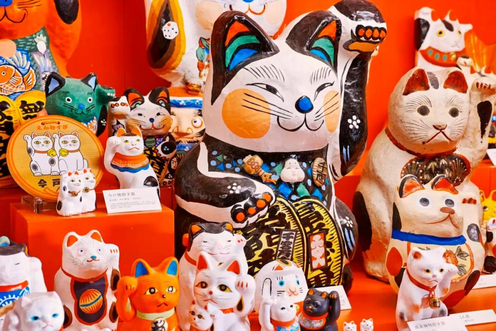 $!The museum offers insights into the history and cultural significance of Maneki Neko.