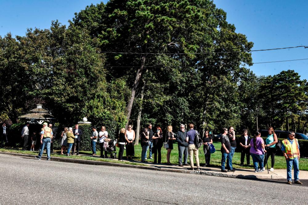 Mourners gather at a funeral home to pay respects to Gabby Petito on September 26, 2021 in Holbrook, New York. AFPpix