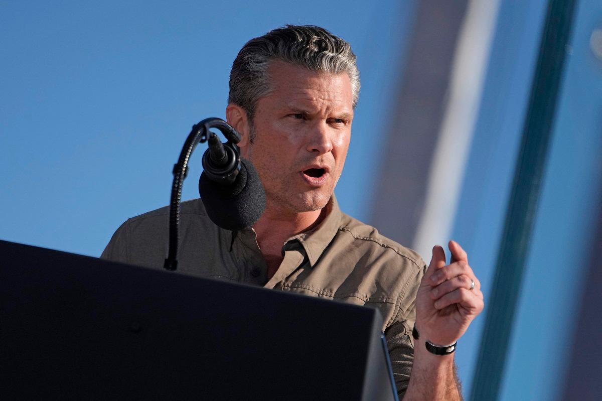 US Secretary of Defense Pete Hegseth. - Oliver Contreras / AFP
