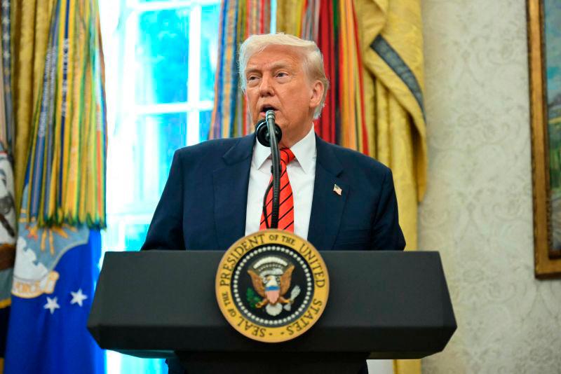 US President Donald Trump participates in a swearing-in ceremony for the Assistant to the President, Senior Advisor and Special Envoy Steve Witkoff in the Oval Office of the White House in Washington, DC, on May 6, 2025. AFPpix