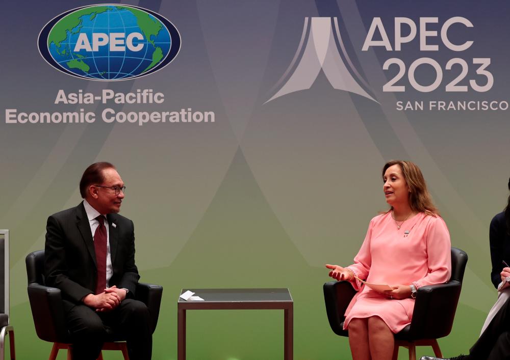 Prime Minister Datuk Seri Anwar Ibrahim and President of Peru, Dina Ercilia Boluarte Zegarra met on the sidelines of 30th APEC Economic Leader’s Meeting a Bilateral Meeting here on Nov 16 2023. fotoBERNAMA
