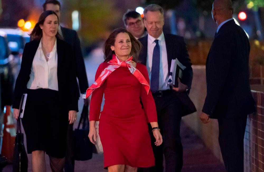 Canadian Deputy Prime Minister Chrystia Freeland arrives at the Office of the US Trade Representative for trade talks on the US Mexico Canada Agreement (USMCA) in Washington, DC, November 27, 2019. / AFP / SAUL LOEB
