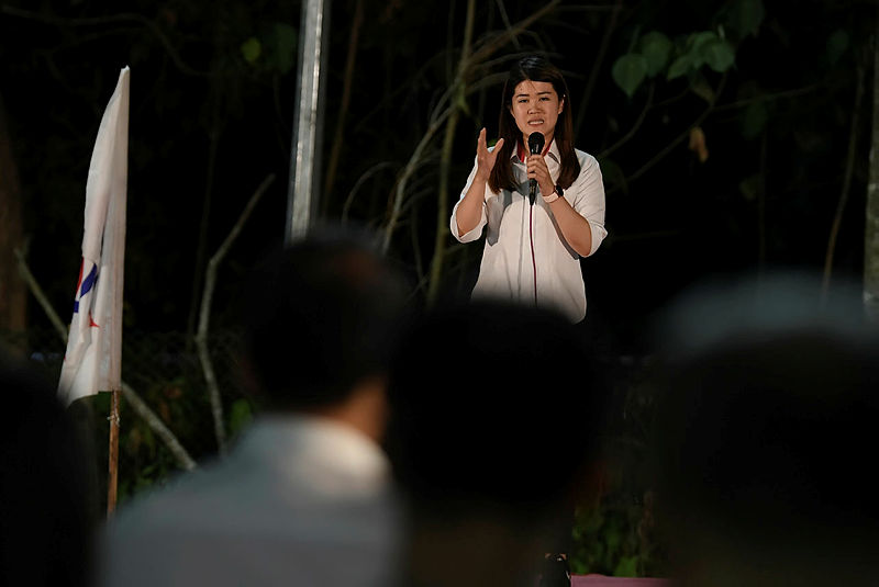 DAP’s candidate for the Sandakan parliamentary by-election, Vivian Wong Shir Yee, speaks during a ceramah.