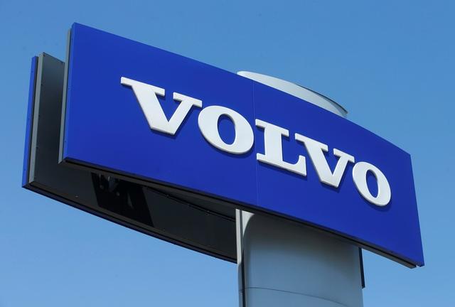 A Volvo logo is seen at a car dealership in Vienna, Austria, May 30, 2017. REUTERS/Heinz-Peter Bader/File Photo