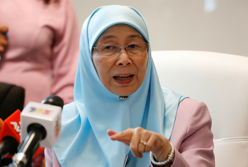 Malaysia to have fastest internet in Southeast Asia by 2022: Wan Azizah