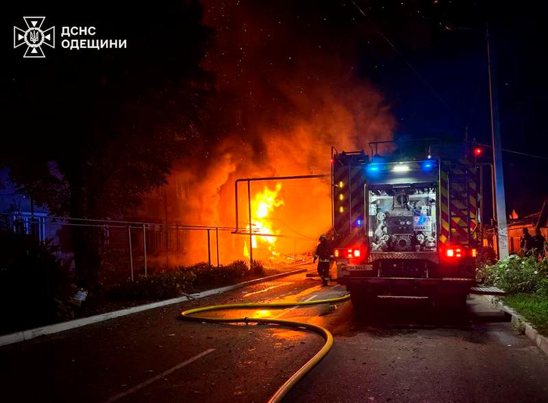 Firefighters work at a site of a Russian drone strike, amid Russia’s attack on Ukraine, in Izmail - REUTERSpix