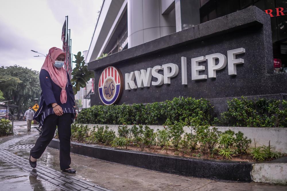 Barjoyai said the increase in the voluntary contribution limit will also benefit EPF, which will have more funds for investments. – Adib Rawi Yahya/theSun