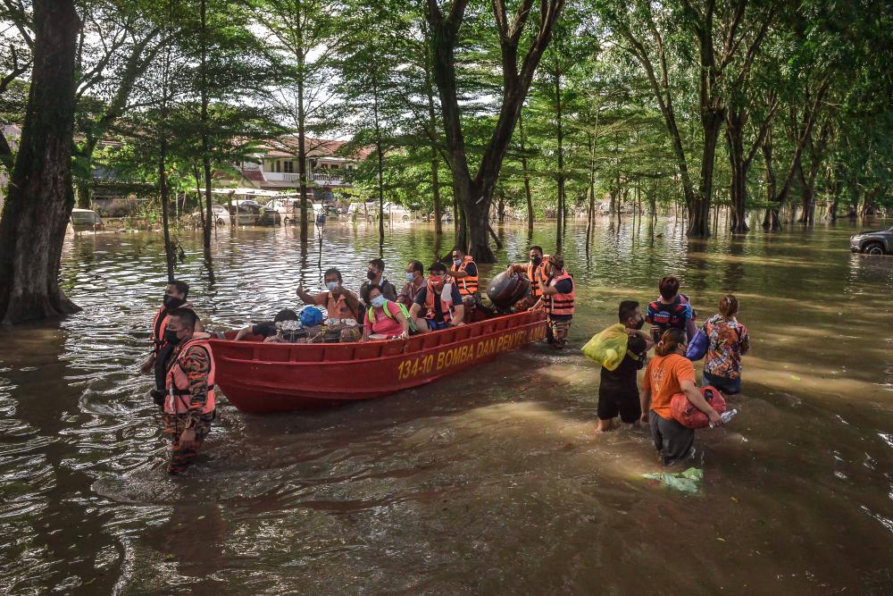 Santiago said voters need to know what to do or what their options are if polling stations are converted to flood relief centres. – Adib Rawi Yahya/theSun