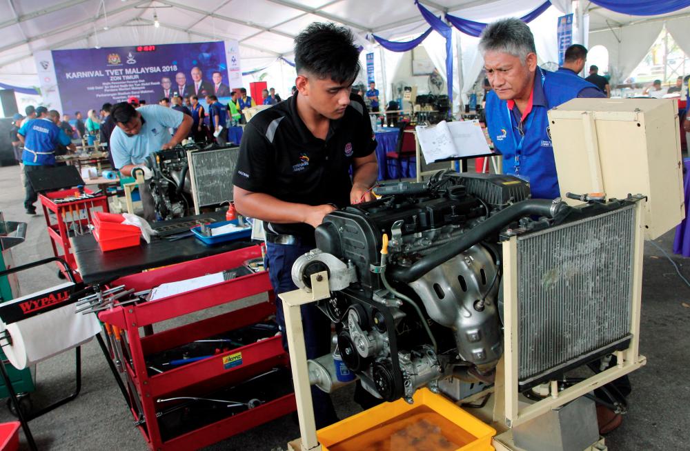 Syed Hussain says TVET graduates in a demand-driven TVET education system ensures they are more employable and will be able to command a better employment package. – Bernamapic