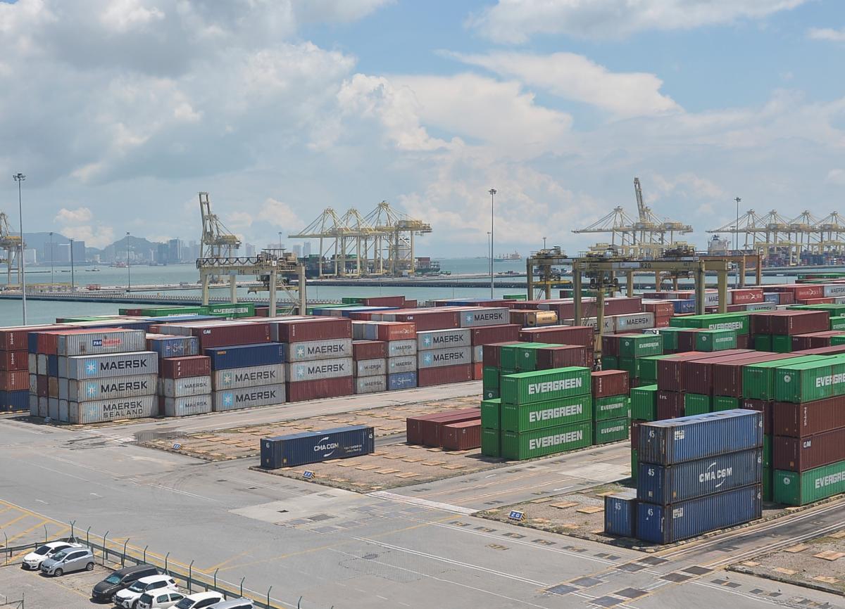 Williams said if the new tariff rate causes just a 10% reduction in exports to the US, it will cost the nation RM20 billion, which is RM670 for every Malaysian. – Masry Che Ani/theSun