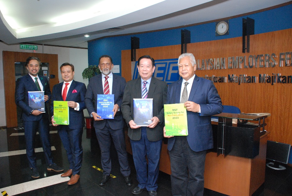 From left : MEF Vice-President Mohd Farid Shah Mohd Basir, MEF Vice-President Mohd Shukri Ahmad Sudari, ,MEF President Datuk Dr Syed Hussain Syed Husman, MEF Council Member Dr. Michael Chiam Tow Hui and MEF Executive Director Datuk Shamsuddin Bardan