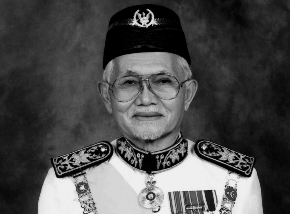 Bekas Yang Dipertua Negeri dan Ketua Menteri Sarawak Tun Abdul Taib Mahmud.