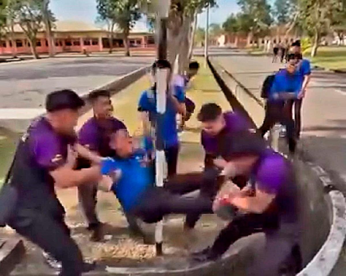 Screengrab of the incident from Kaduk (Cardock ) Facebook page