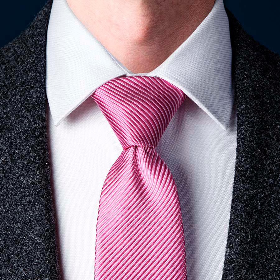 The Windsor knot is the classic go-to look for many men. – HOWCAST $!The Windsor knot is the classic go-to look for many men. – HOWCAST