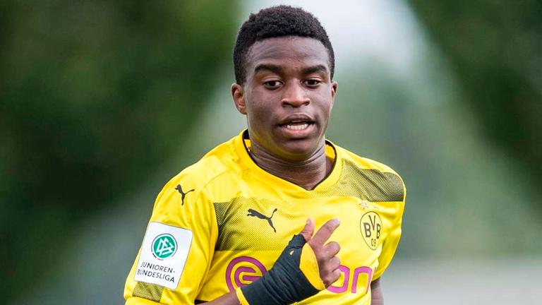 Dortmund ‘wunderkind’ in line to make Champions League history