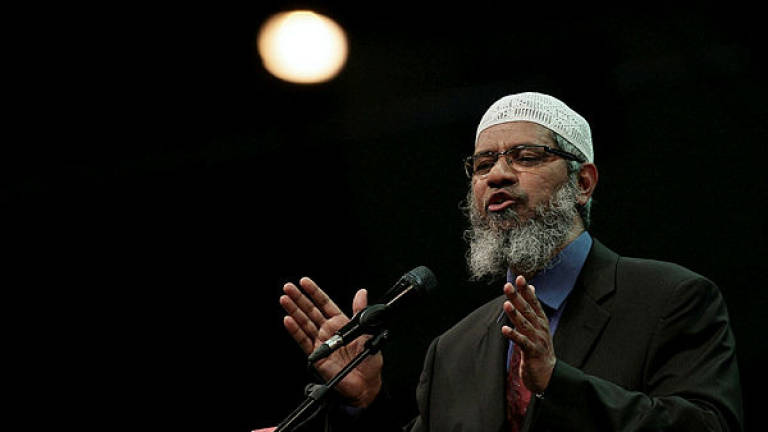 Malacca and Terengganu now prohibit Zakir Naik from giving talks (Updated)